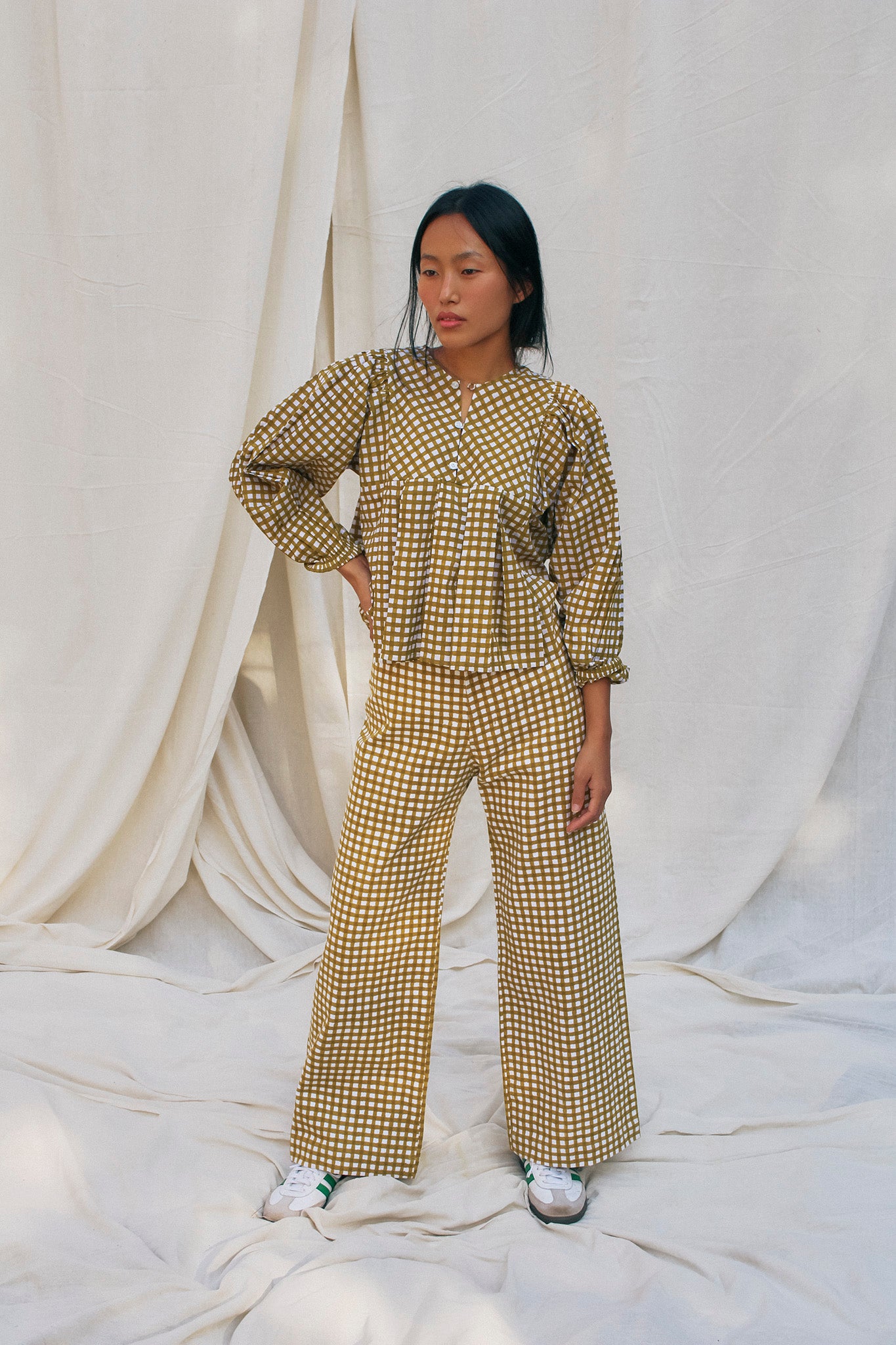 Camel Houndstooth Check Leggings, Trousers