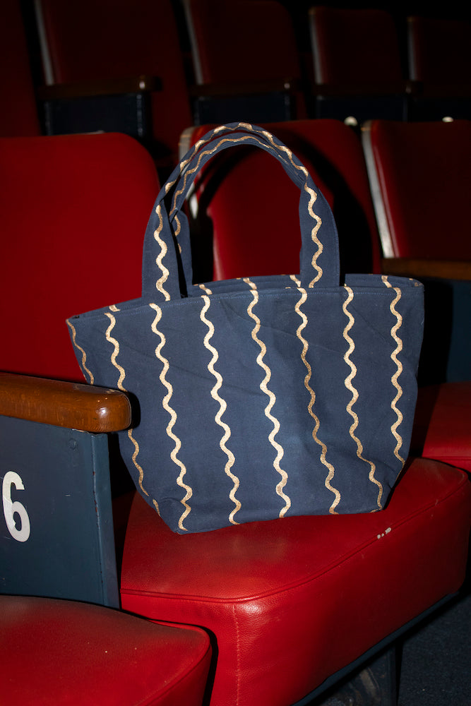 Final Sale: Lisbon Tote in Maggi Print